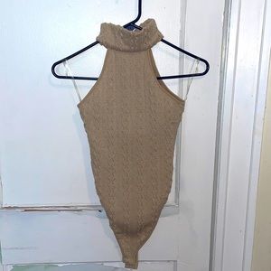 Textured sweater turtle neck sleeveless bodysuit!